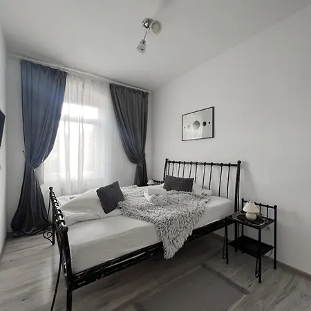 Apartment Center Brasov
