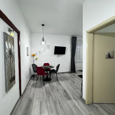 Apartment Center