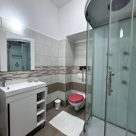 Apartment Center *