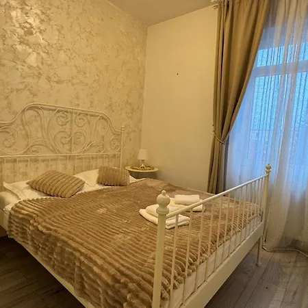 Center Апартаменти Брашов