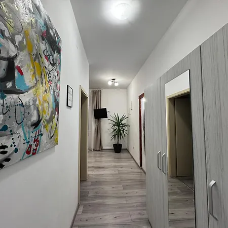 Center Apartmán *